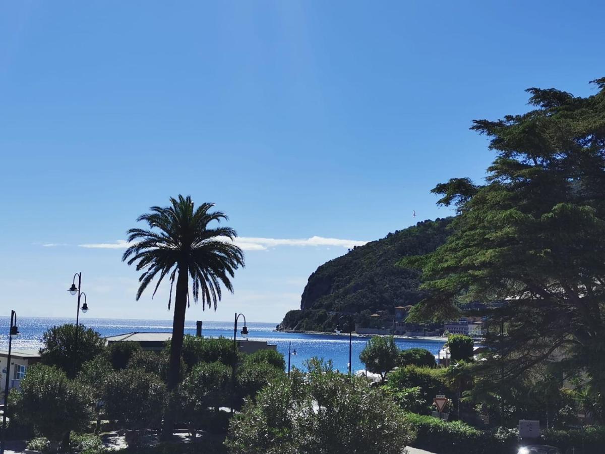 Albergo Mp Noli Bagian luar foto
