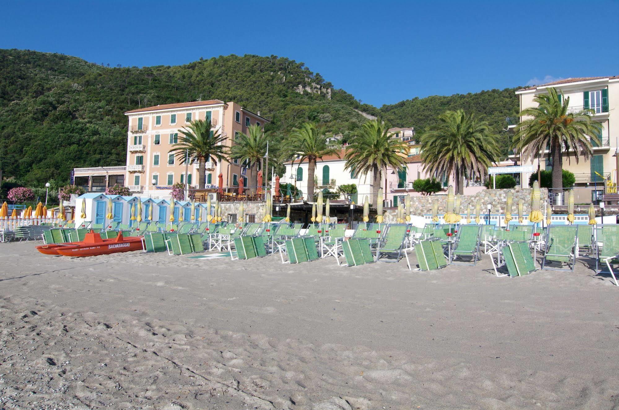Albergo Mp Noli Bagian luar foto
